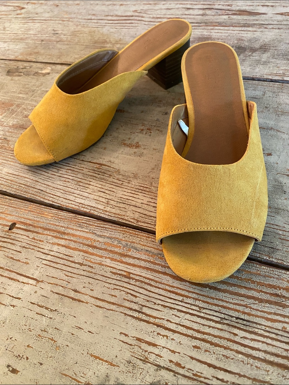 Universal Thread Mustard Yellow Suede Open-Toe Slide Heels